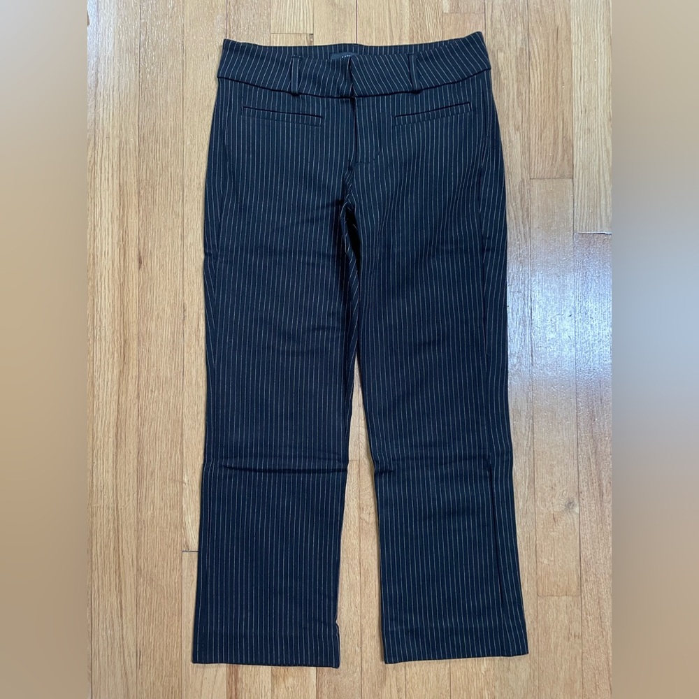 Women’s Liverpool Jeans Company Black Pin-Striped Tailored Cropped Dress Pants 2